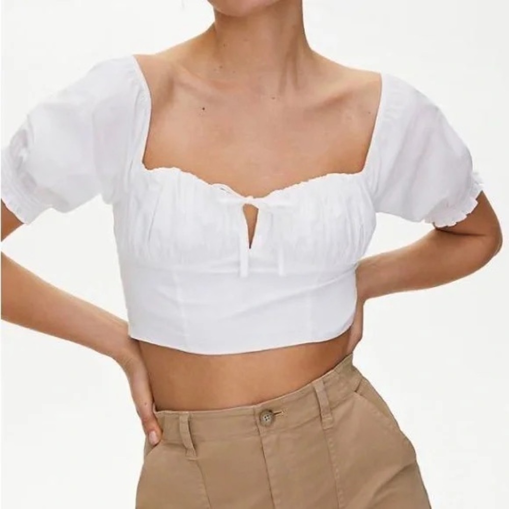Aritzia White Cropped Blouse with Puff Sleeves